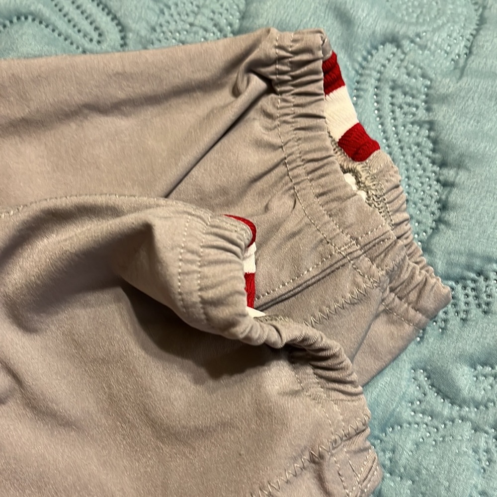 ❤️ (8) NWOT Mens football pants in size large. Made by Adidas. Grey/white/red - Picture 6 of 8